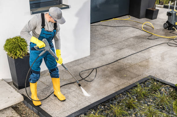 Garage Pressure Washing in Squirrel Mountain Valley, CA
